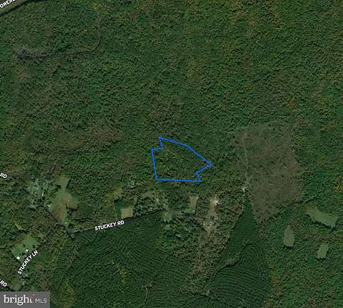 17 Acres of Land for Auction in Indian Head, Maryland