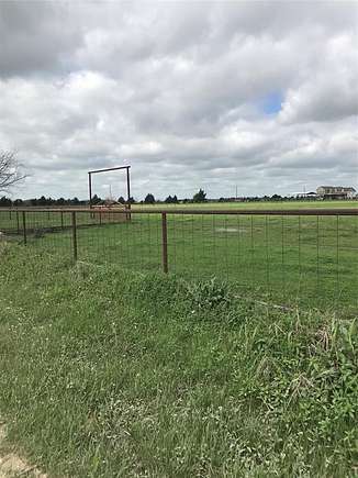 20 Acres of Agricultural Land for Sale in Powell, Texas