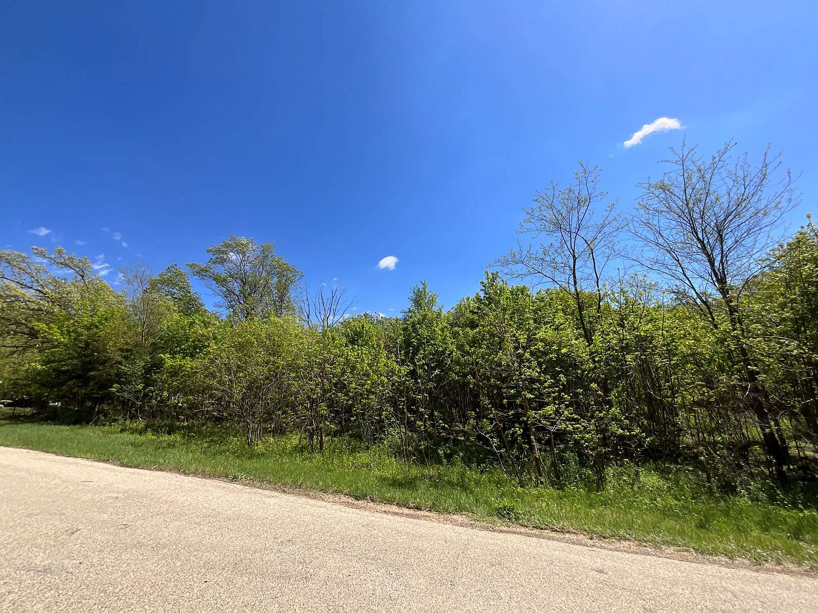 1.38 Acres of Residential Land for Sale in Oxford, Wisconsin