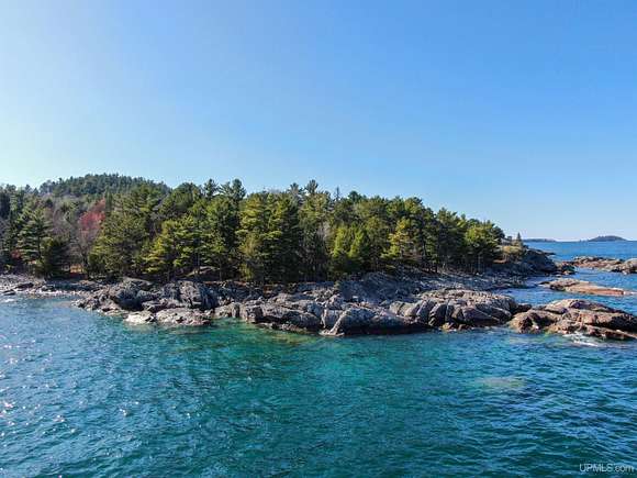 4.4 Acres of Residential Land for Sale in Marquette, Michigan