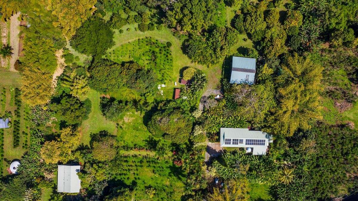 4.9 Acres of Residential Land with Home for Sale in Kealakekua, Hawaii
