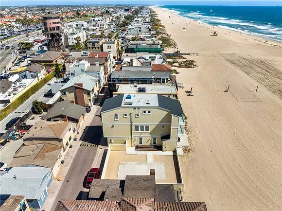 0.032 Acres of Residential Land for Sale in Surfside, California