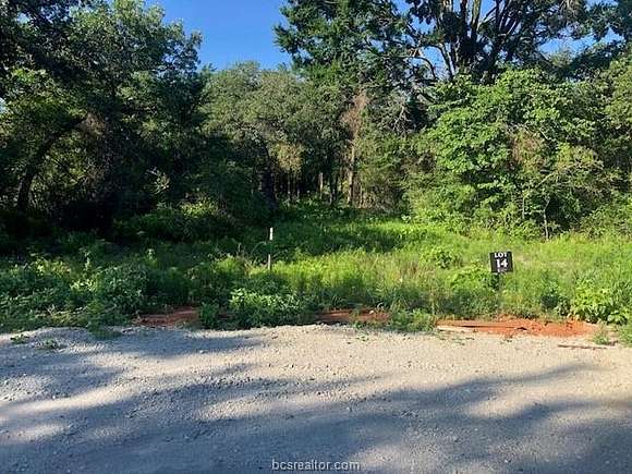 1.5 Acres of Residential Land for Sale in Franklin, Texas