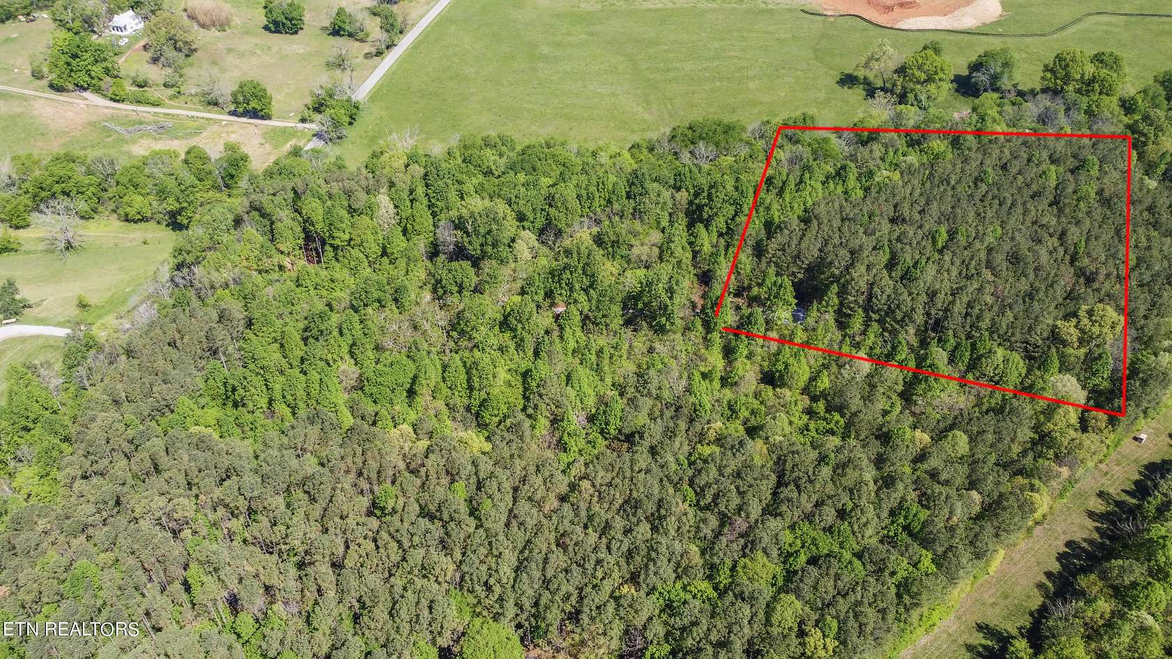 5 Acres of Residential Land for Sale in Loudon, Tennessee