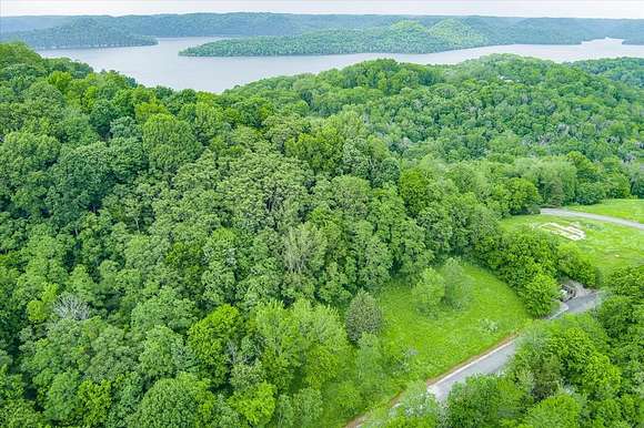 1.5 Acres of Residential Land for Sale in Smithville, Tennessee