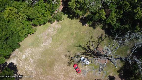 2 Acres of Residential Land with Home for Sale in Ocala, Florida