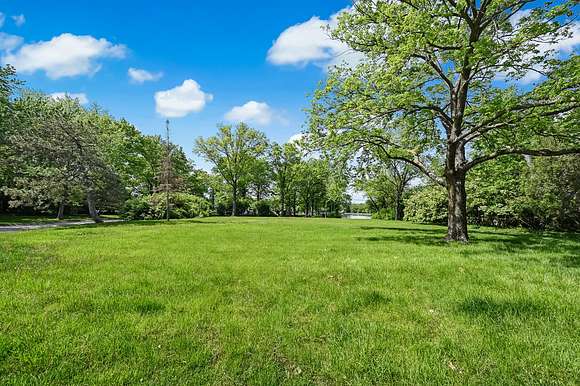 0.47 Acres of Residential Land for Sale in Hinsdale, Illinois