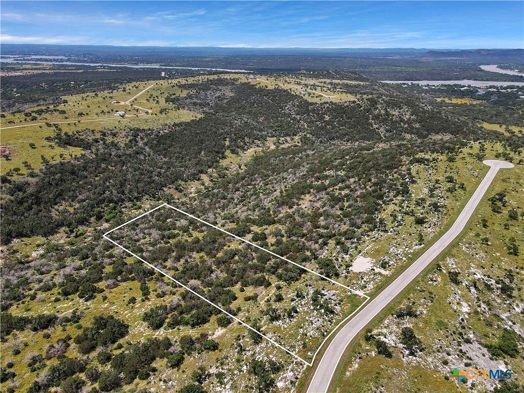 4.5 Acres of Land for Sale in Kingsland, Texas