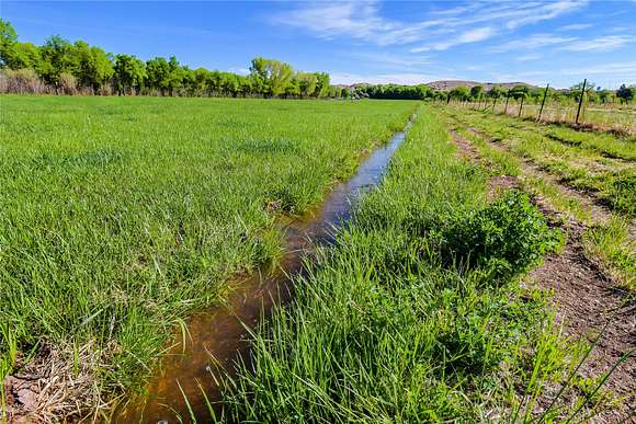 14.7 Acres of Agricultural Land for Sale in Chamita, New Mexico