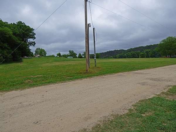 1 Acre of Land for Sale in Hardy, Arkansas