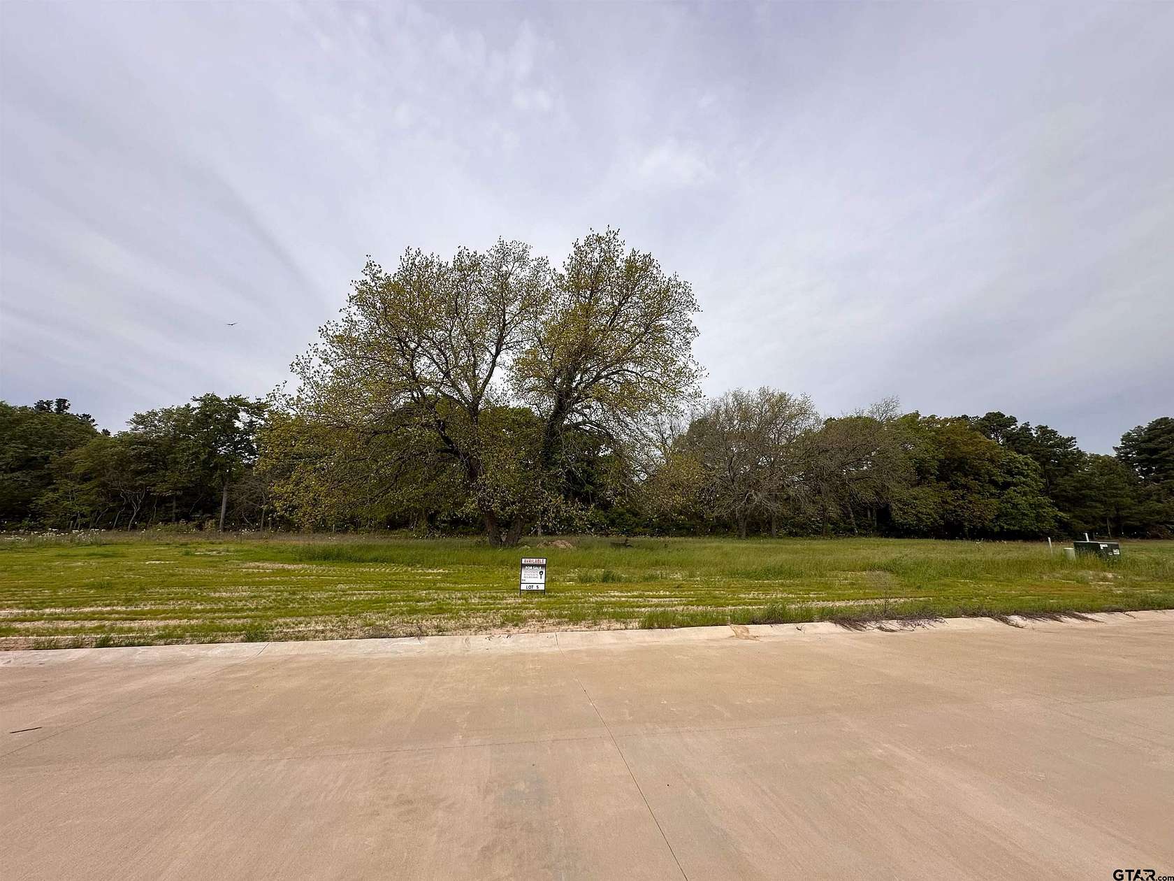 0.51 Acres of Residential Land for Sale in Lindale, Texas