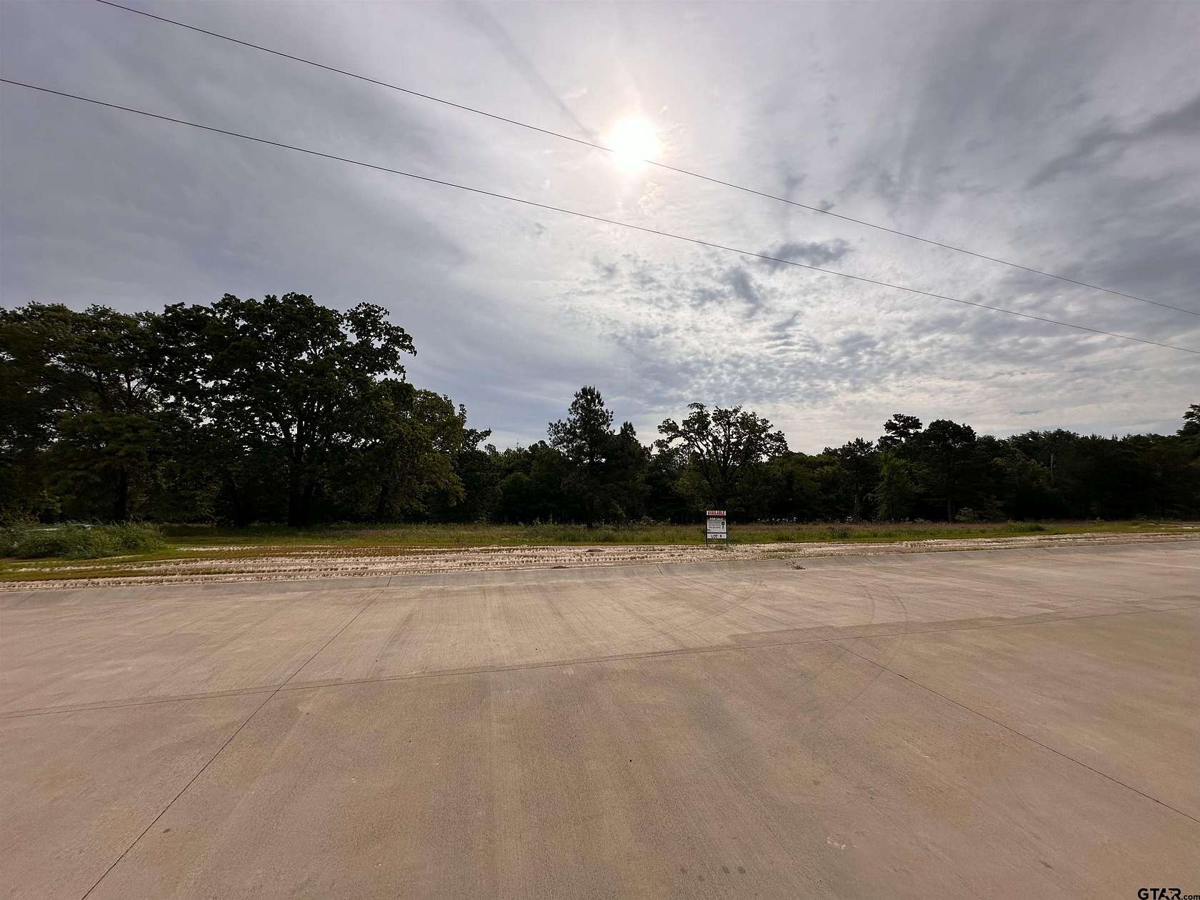 0.6 Acres of Residential Land for Sale in Lindale, Texas