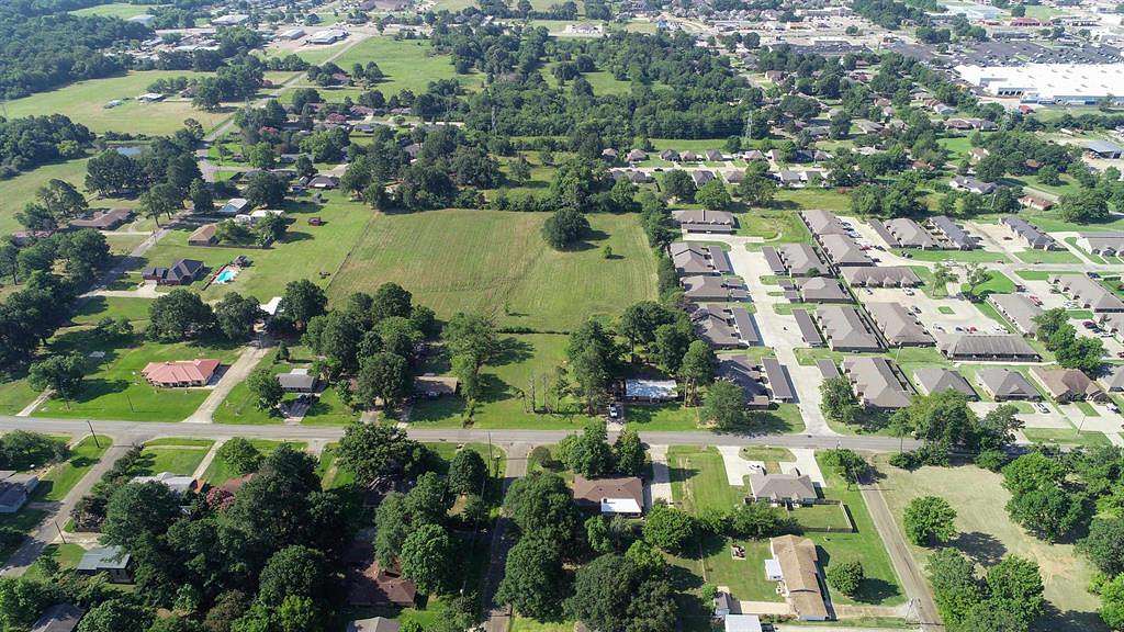 6.3 Acres of Recreational Land for Sale in Paris, Texas