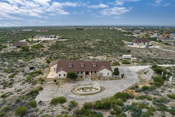 6.3 Acres of Residential Land with Home for Sale in Del Rio, Texas