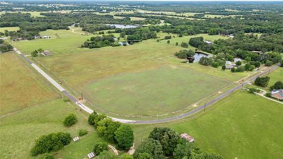 10.1 Acres of Land for Sale in Grand Saline, Texas