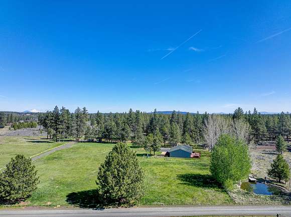 9.4 Acres of Residential Land with Home for Sale in Bend, Oregon