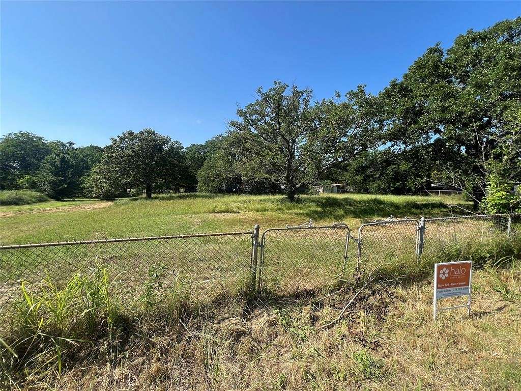 0.5 Acres of Residential Land for Sale in Seagoville, Texas