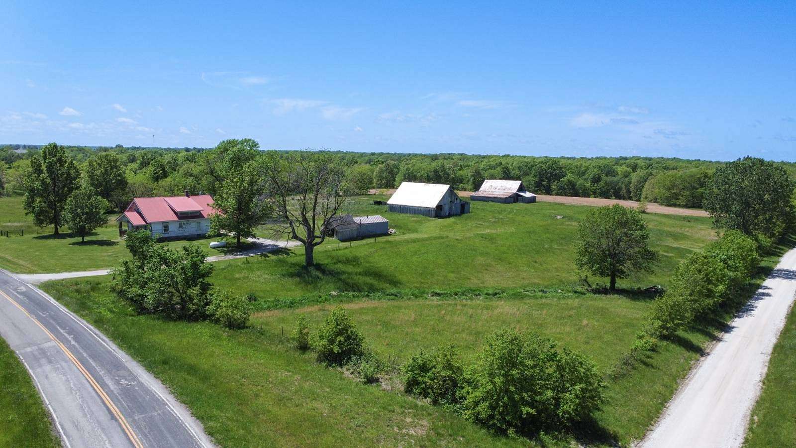 6 Acres of Land with Home for Auction in Cairo, Missouri