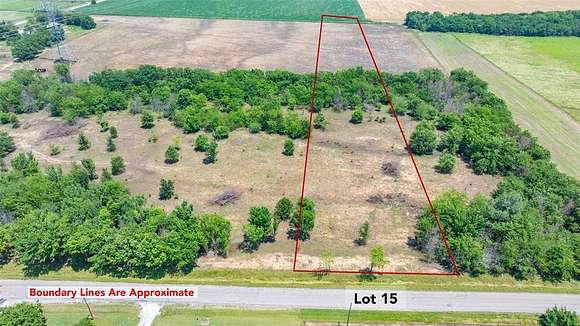 3.1 Acres of Land for Sale in Collinsville, Texas