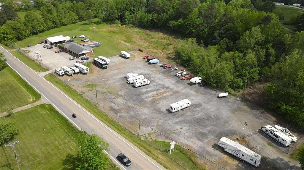 8.9 Acres of Improved Commercial Land for Sale in Jasper, Georgia