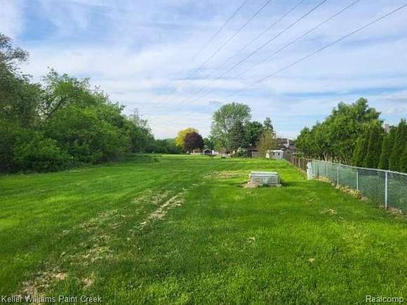 17.8 Acres of Land for Sale in Sterling Heights, Michigan