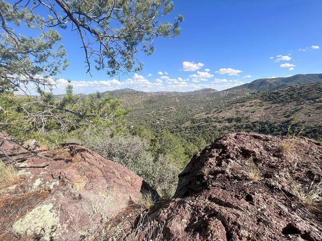 11.3 Acres of Land for Sale in Fort Davis, Texas