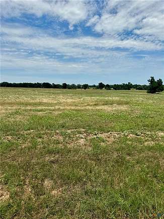 2.054 Acres of Residential Land for Sale in Kingsbury, Texas