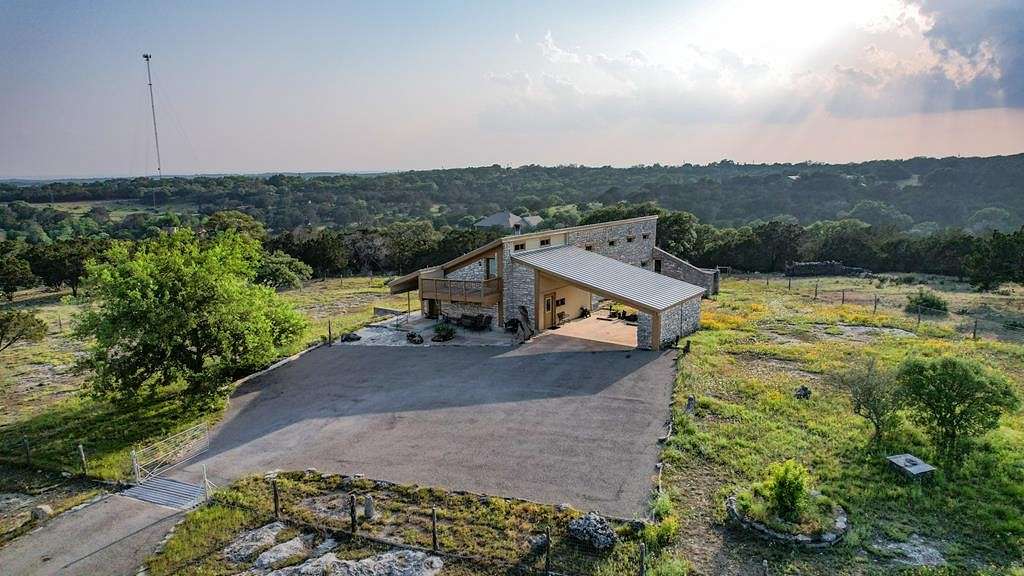 6.3 Acres of Land with Home for Sale in Kerrville, Texas