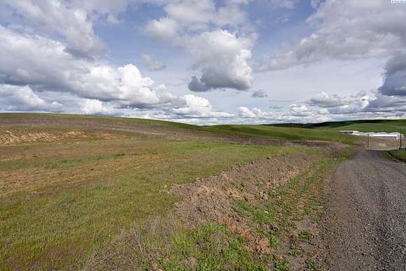 4.6 Acres of Residential Land for Sale in Pullman, Washington