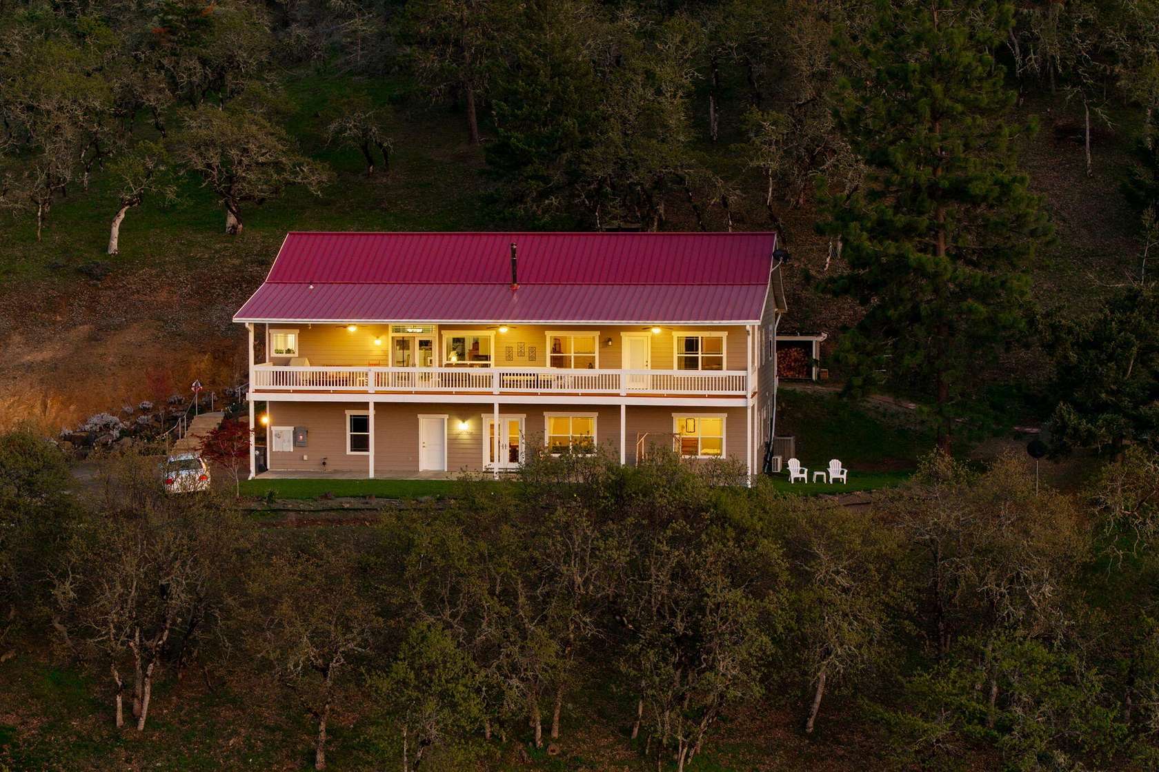 5 Acres of Residential Land with Home for Sale in Eagle Point, Oregon