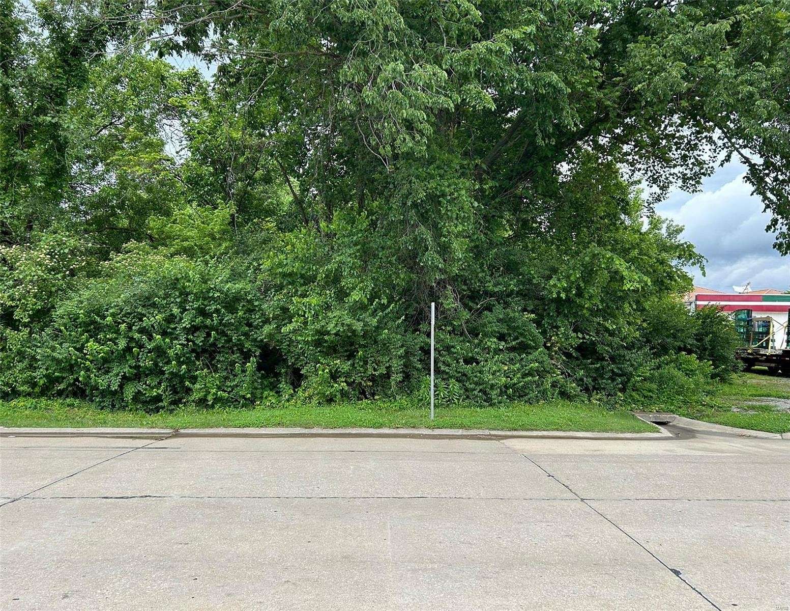 1.1 Acres of Commercial Land for Sale in Maryville, Illinois