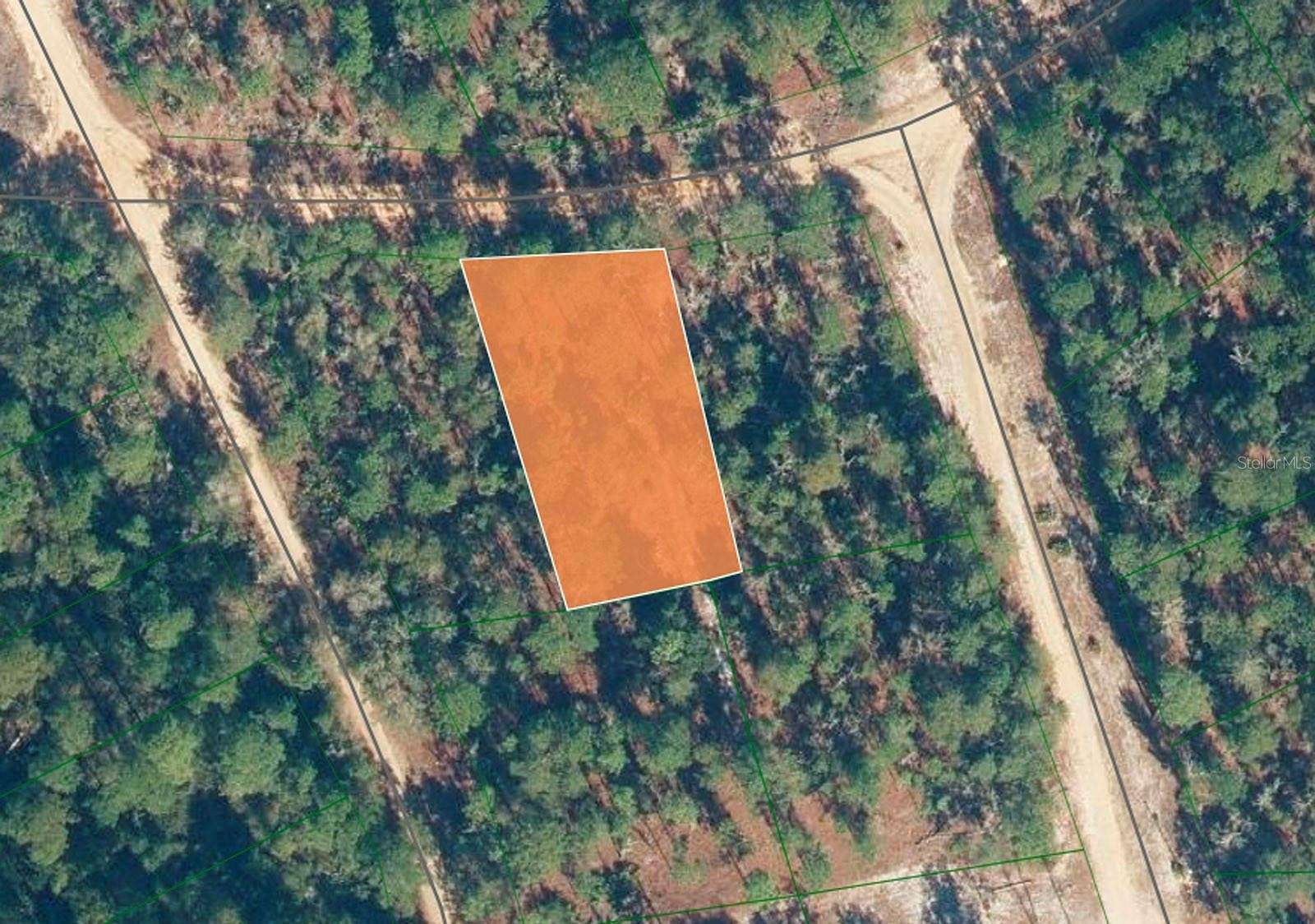0.35 Acres of Residential Land for Sale in Florahome, Florida