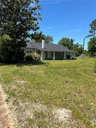 9.2 Acres of Residential Land with Home for Sale in Nahunta, Georgia