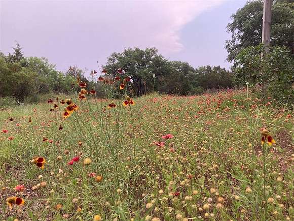 5.799 Acres of Residential Land with Home for Sale in Jonestown, Texas