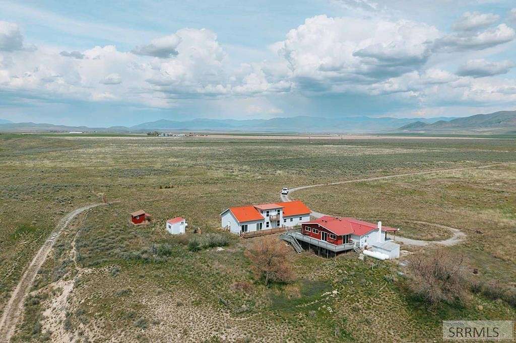 320 Acres of Land with Home for Sale in Holbrook, Idaho