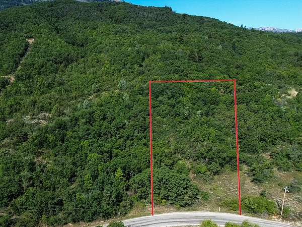 10 Acres of Land for Sale in Wolf Creek, Utah