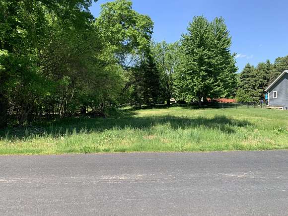 0.59 Acres of Residential Land for Sale in Kalamazoo, Michigan
