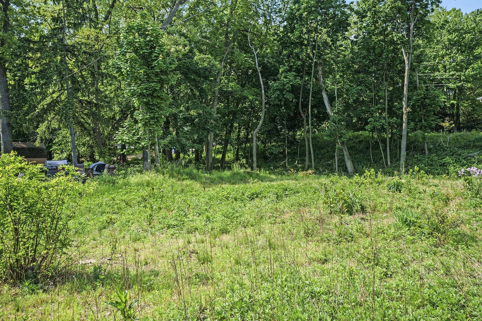 0.75 Acres of Land for Sale in New Buffalo, Michigan