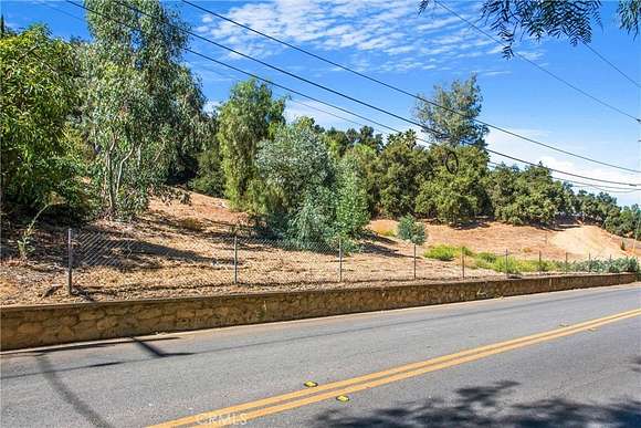 0.996 Acres of Land for Sale in Redlands, California