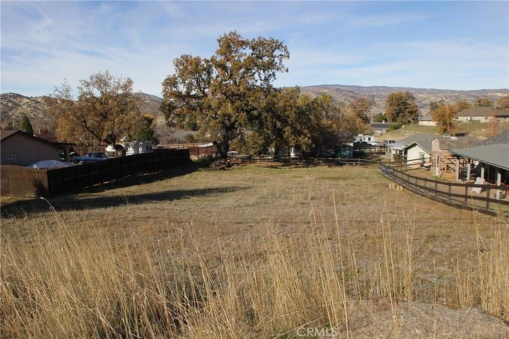 0.3 Acres of Residential Land for Sale in Stallion Springs, California