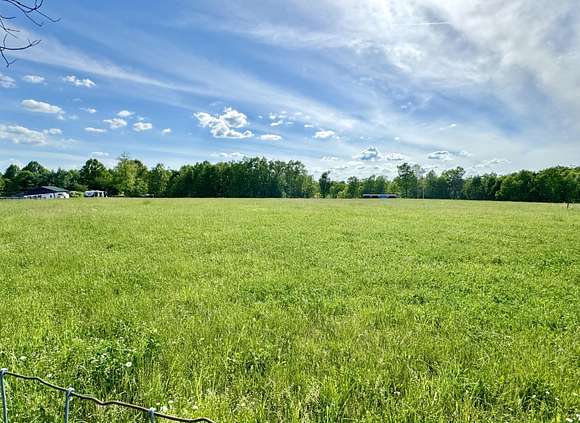 35.2 Acres of Agricultural Land for Sale in Liberty, Kentucky