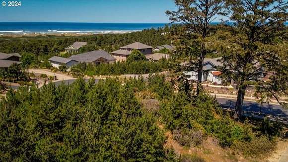 0.42 Acres of Residential Land for Sale in Florence, Oregon