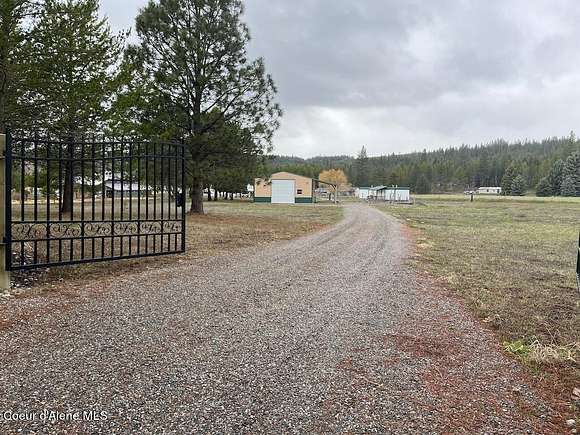 2.6 Acres of Residential Land with Home for Sale in Blanchard, Idaho