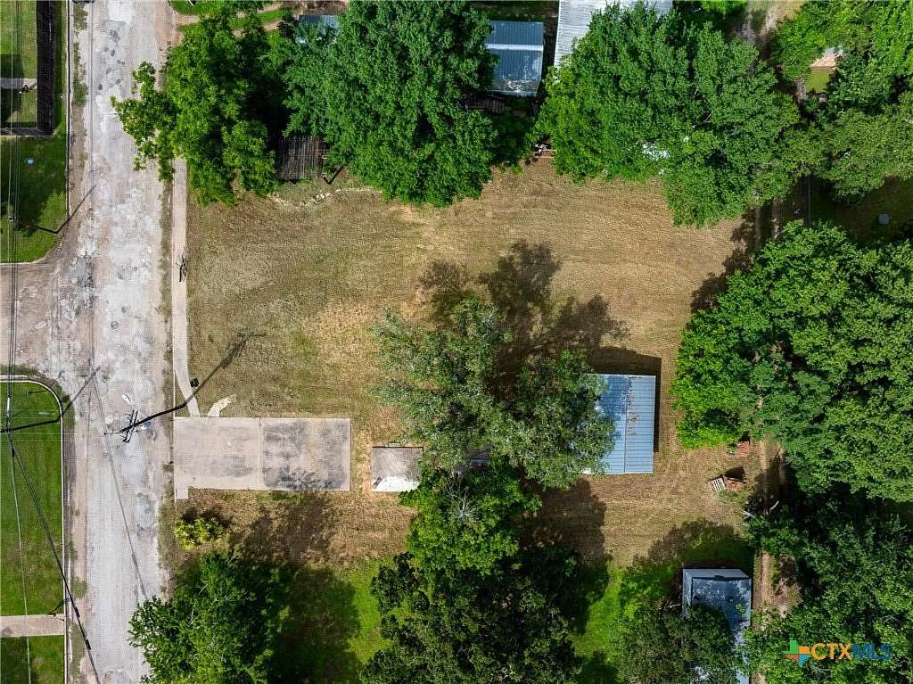 0.322 Acres of Improved Residential Land for Sale in Somerville, Texas