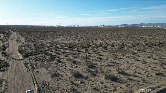 2.5 Acres of Residential Land for Sale in Phelan, California