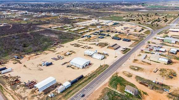 24 Acres of Commercial Land for Lease in Colorado City, Texas