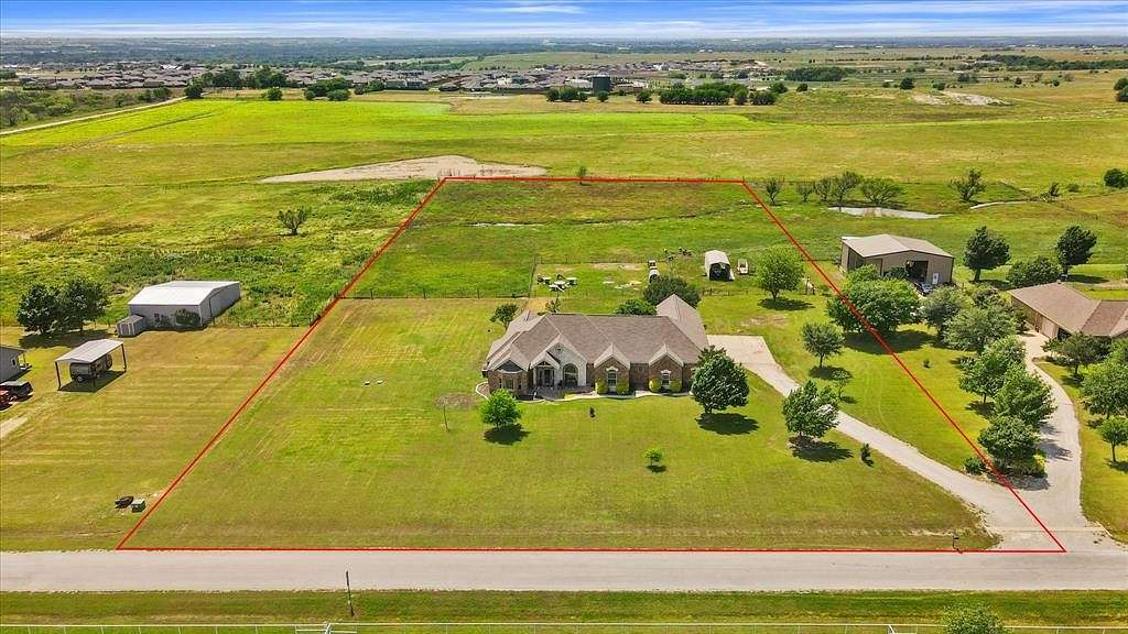 4.1 Acres of Residential Land with Home for Sale in Ponder, Texas