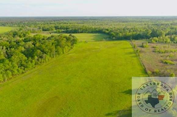 225 Acres of Recreational Land & Farm for Sale in Bagwell, Texas