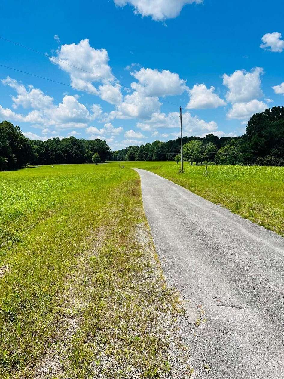 0.96 Acres of Residential Land for Sale in Russell Springs, Kentucky