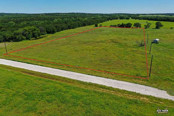 5 Acres of Residential Land for Sale in Nocona, Texas